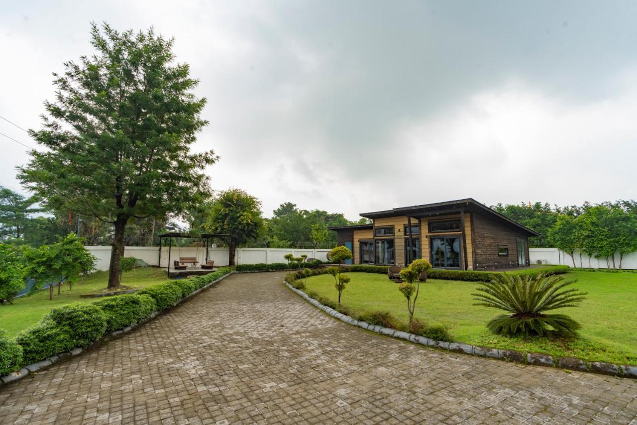 Saffronstays Paradise Pines, Dehradun - Cliff Villa With Valley & Forest Views Bagian luar foto